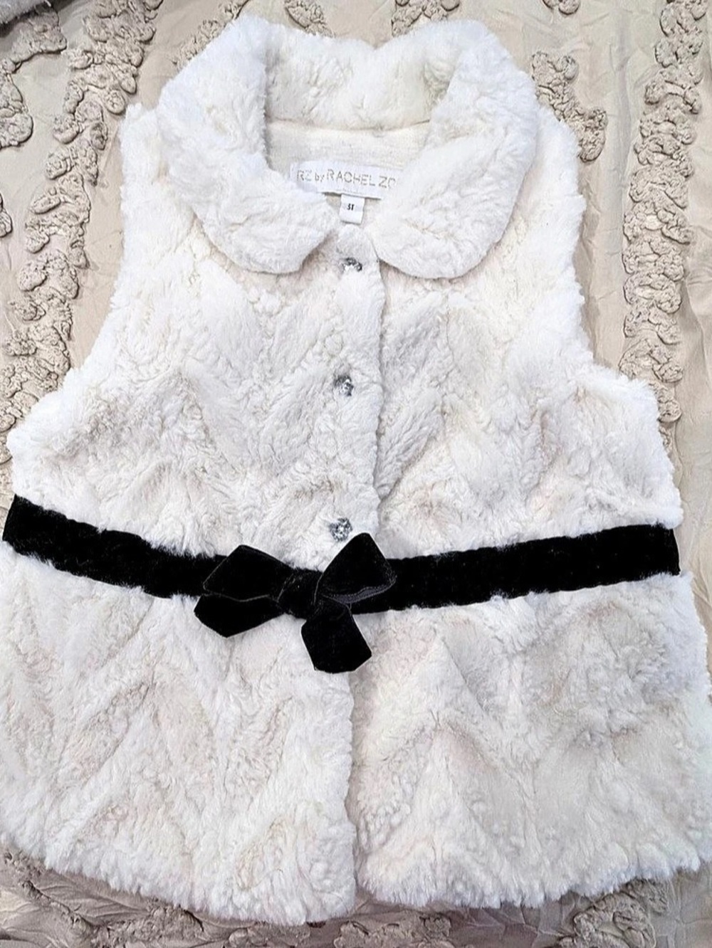 Rachel Zoe Girls 3T Faux Fur Vest White & Black
